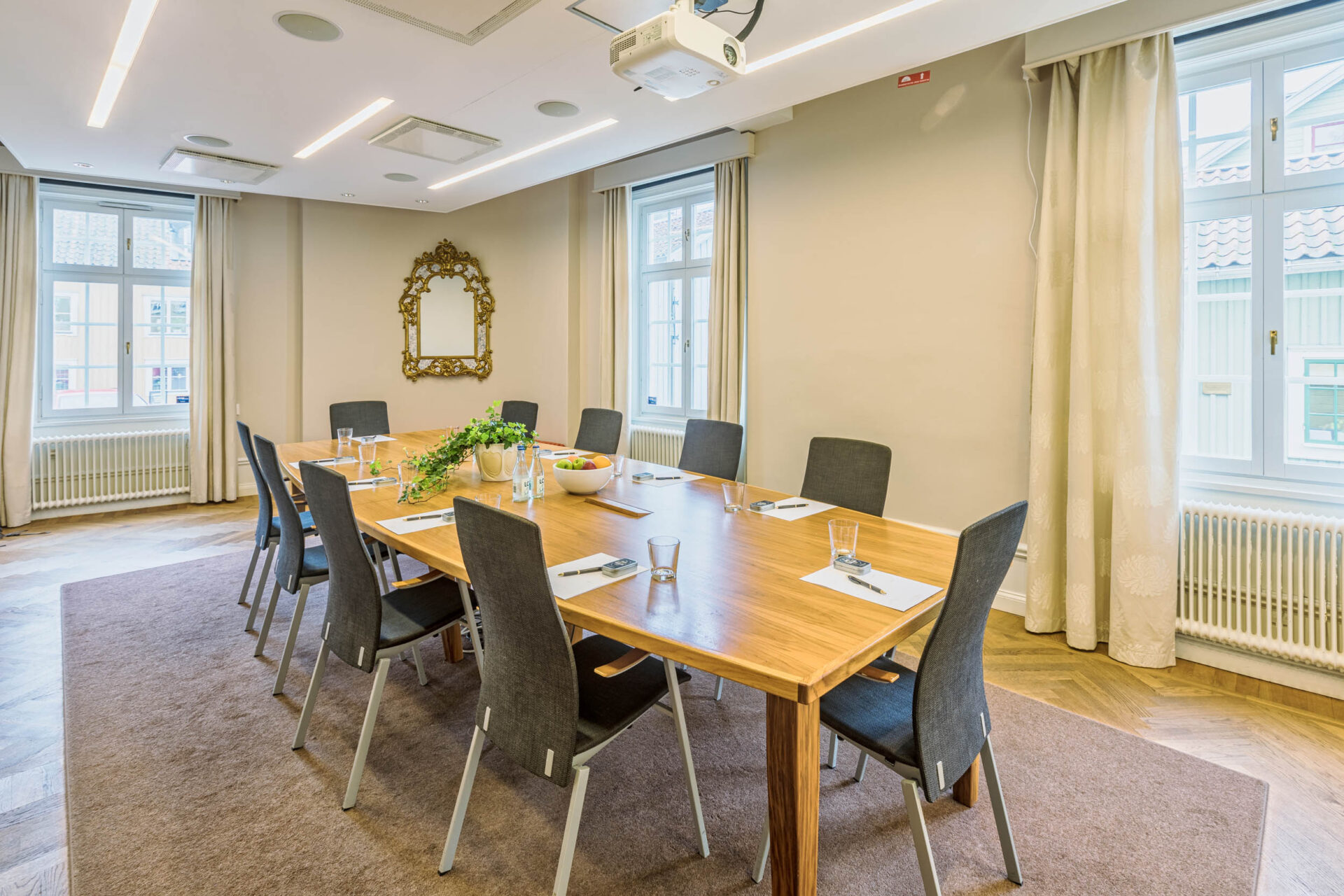 konferensrum hjelm 06