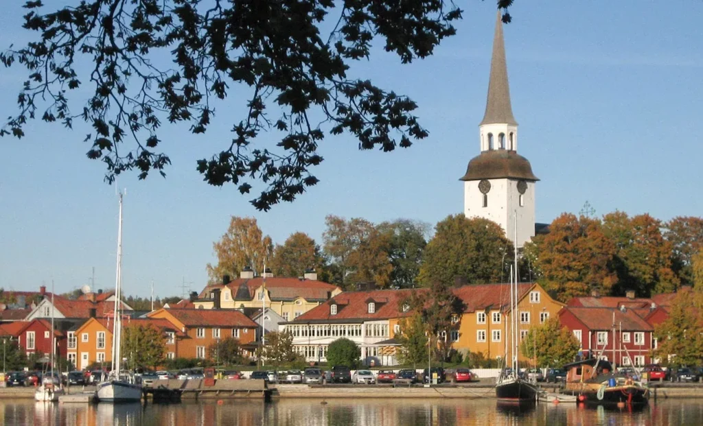 gripsholm farmhouse view wide 1 1366x829 1